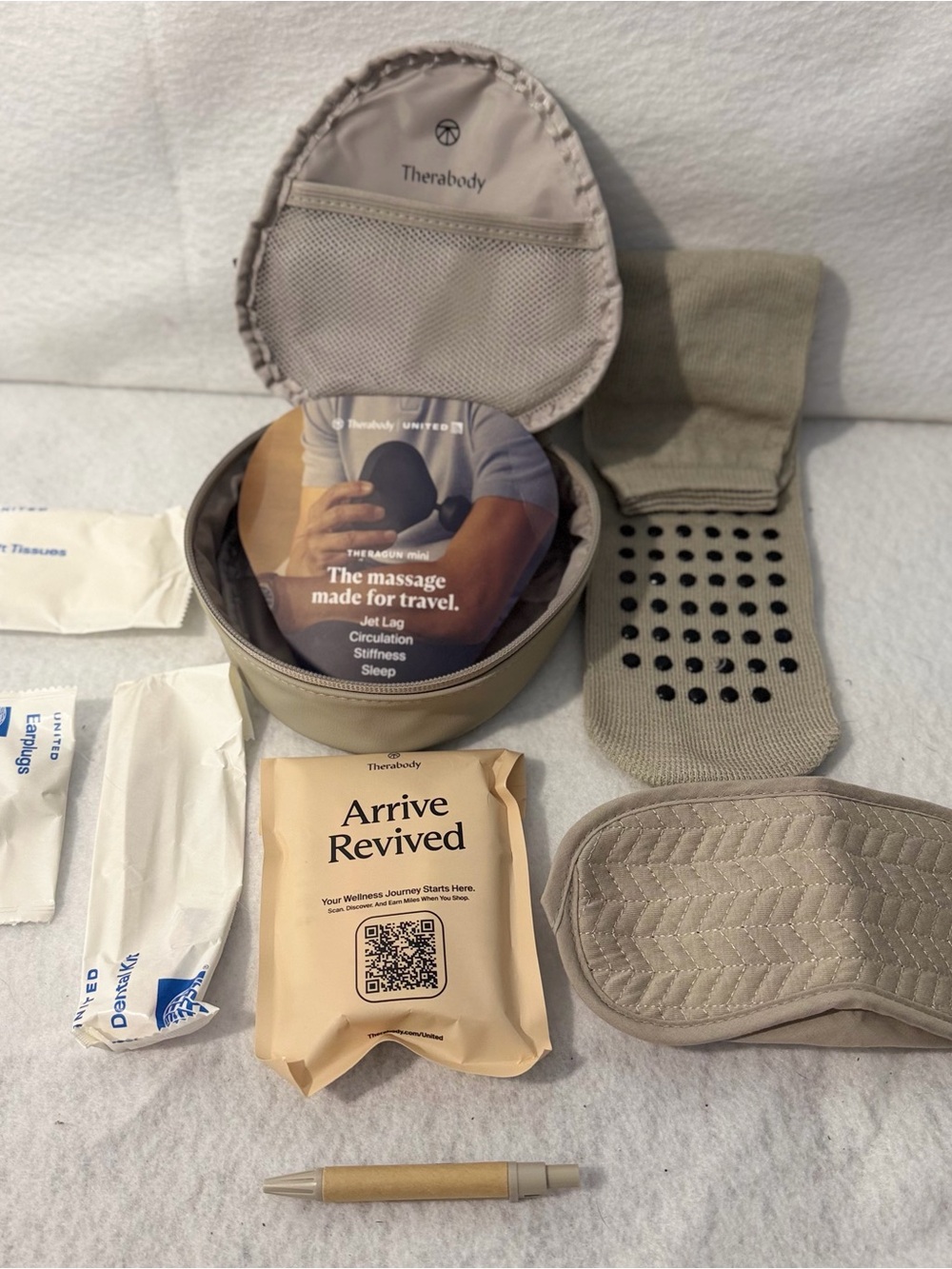 ⭐️NEW⭐️ THERABODY x UNITED AIRLINES Polaris Amenity Kit Complete Travel Set